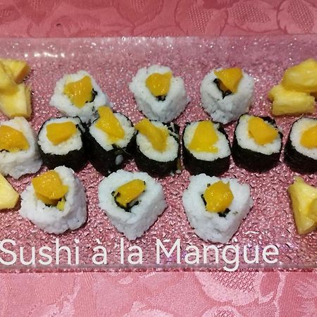 Bed and Breakfast Jacuzzi Massage Sur Rdv,Duo,Reiki,Californien, Reflexologie Plantaire, Et Bouteille Mousseux Offerte Ferolles Esterno foto