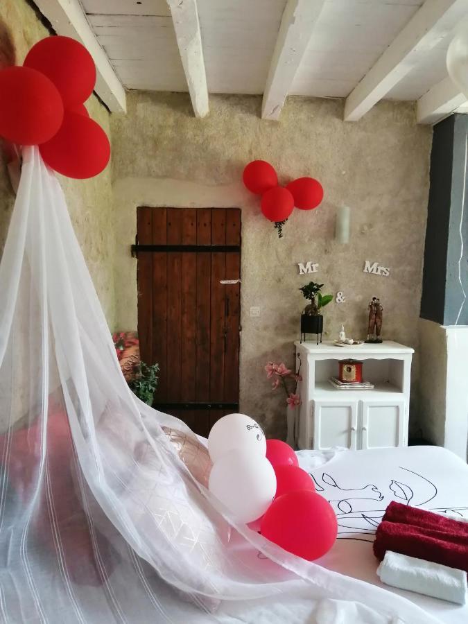 Bed and Breakfast Jacuzzi Massage Sur Rdv,Duo,Reiki,Californien, Reflexologie Plantaire, Et Bouteille Mousseux Offerte Ferolles Esterno foto
